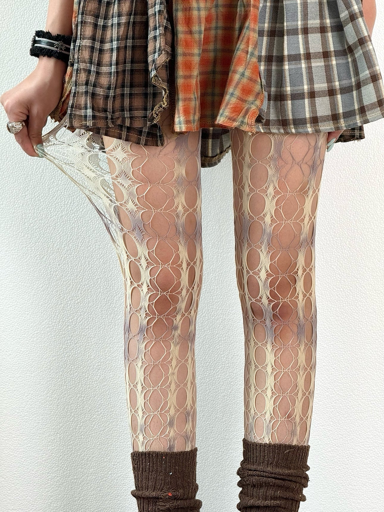 Irregular-Gradient-Tie-Dye-Fishnet-Tights