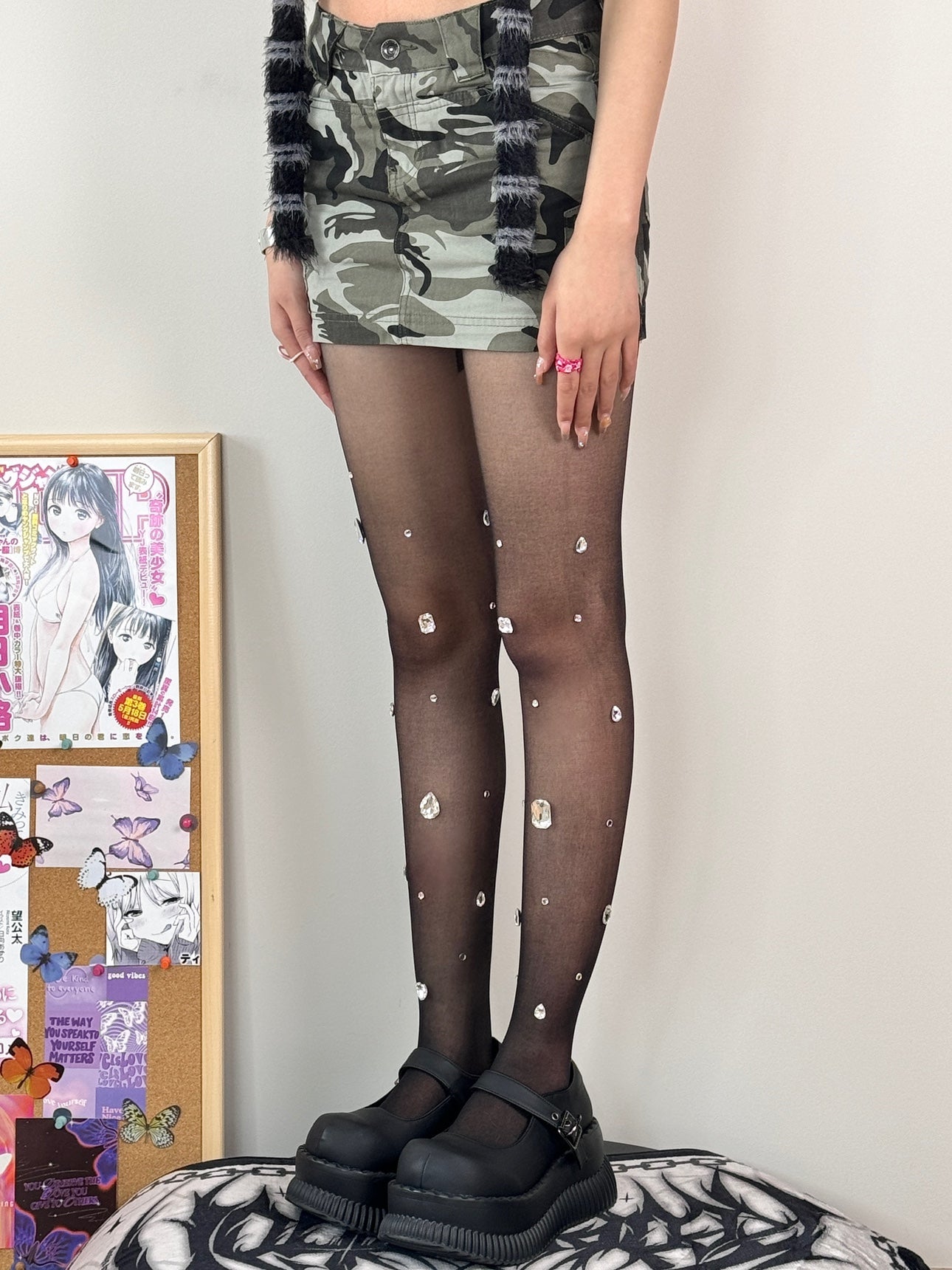 Waterdrop-3D-Rhinestone-Black-Fishnet-Tights