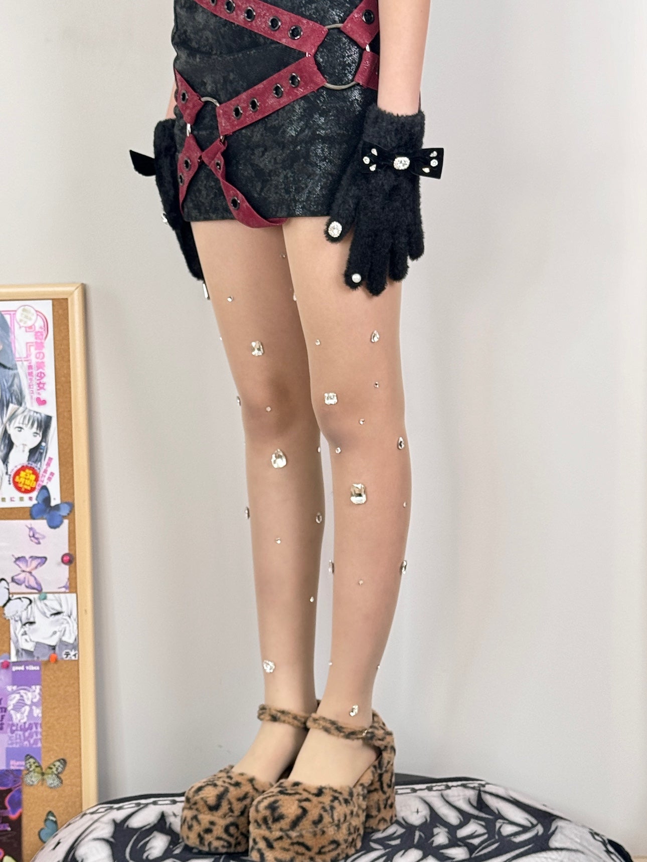 Irregular-Waterdrop-Rhinestone-Nature-Fishnet-Tights