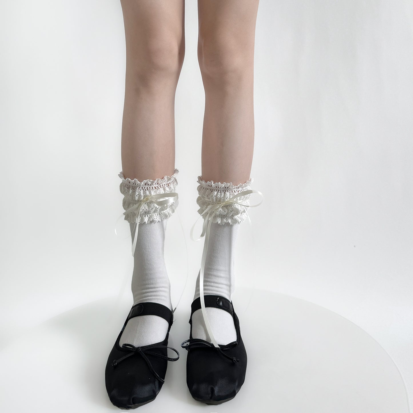 Lace Ribbon with Bow Socks