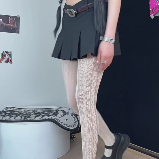 Y2K-Twisted-Fishnet-Tights-Video